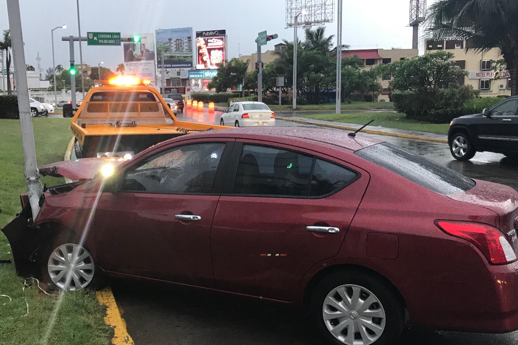 Imagen Al mes se presentan 40 accidentes vehiculares en Boca del Río