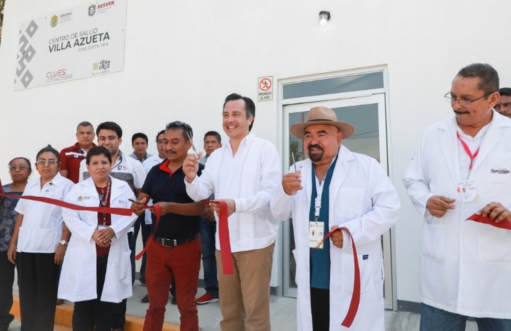 Imagen Entrega Gobernador nuevo Centro de Salud en José Azueta, Veracruz