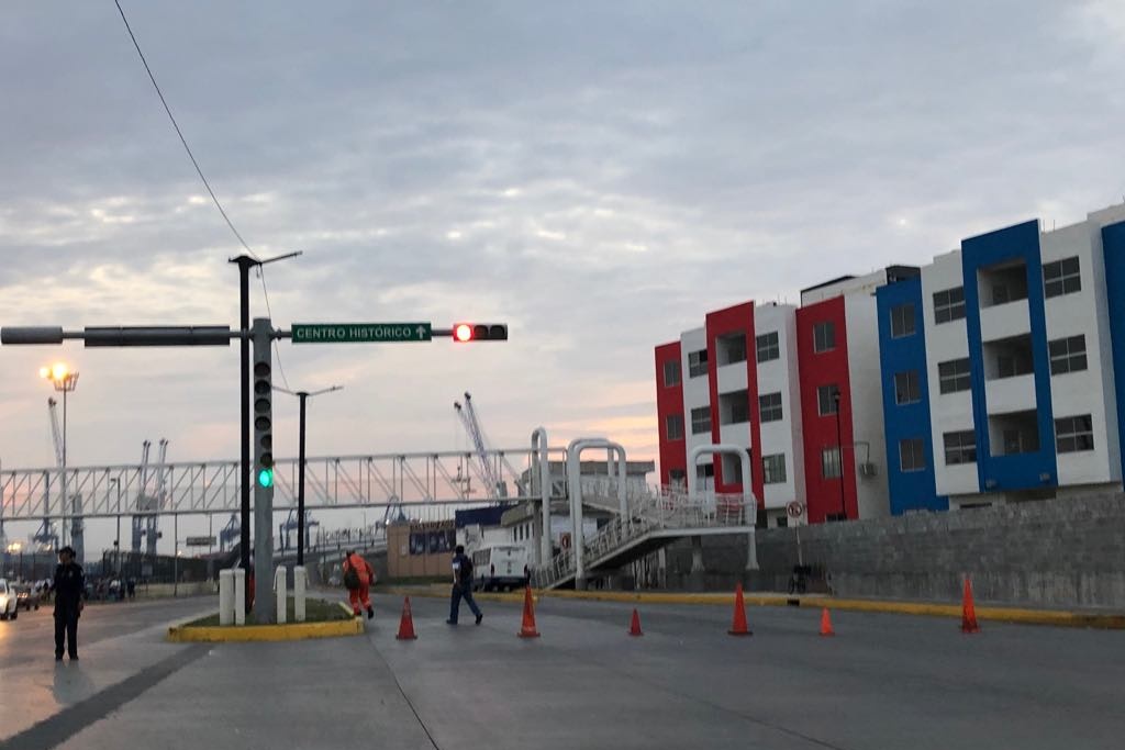 Imagen ¡Precaución! Cerrado puente Morelos por carrera deportiva