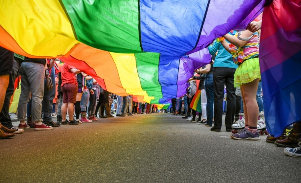Imagen Pintarán paso peatonal con bandera LGBT en centro de la ciudad de Veracruz