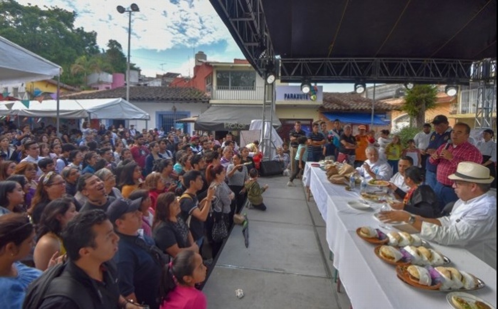 Imagen Todo un éxito el primer Festival del Pambazo, en Xalapa, Veracruz 