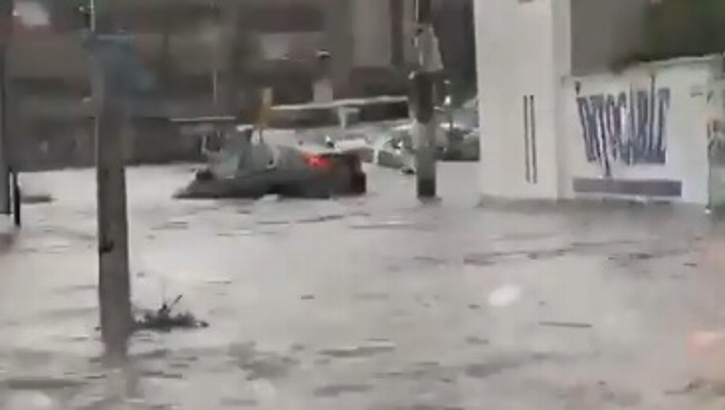 Imagen Causa pánico inundación en Puebla (+video)