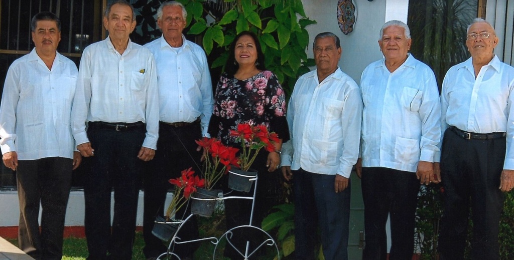 Imagen Adultos mayores de Veracruz se juntan en 