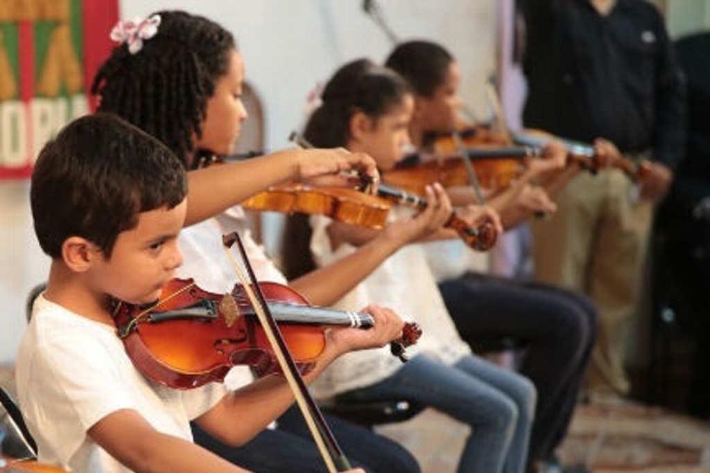 Imagen Anuncia SEP programa de Orquestas Escolares para todo el país