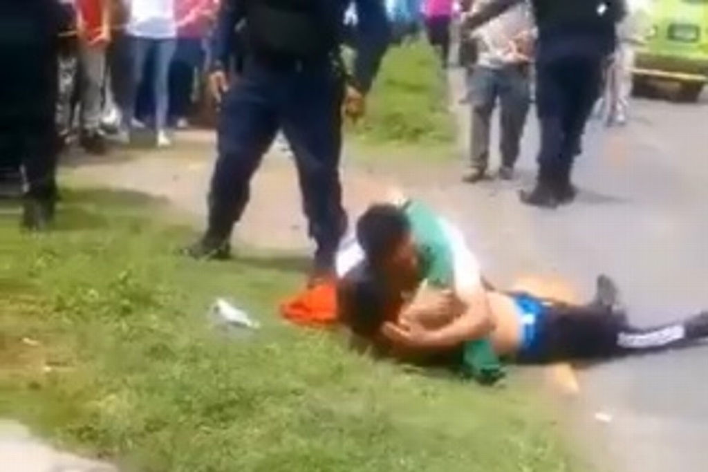 Imagen Papá de presunto asaltante abatido en Edomex llora sobre cuerpo de su hijo (+Video)