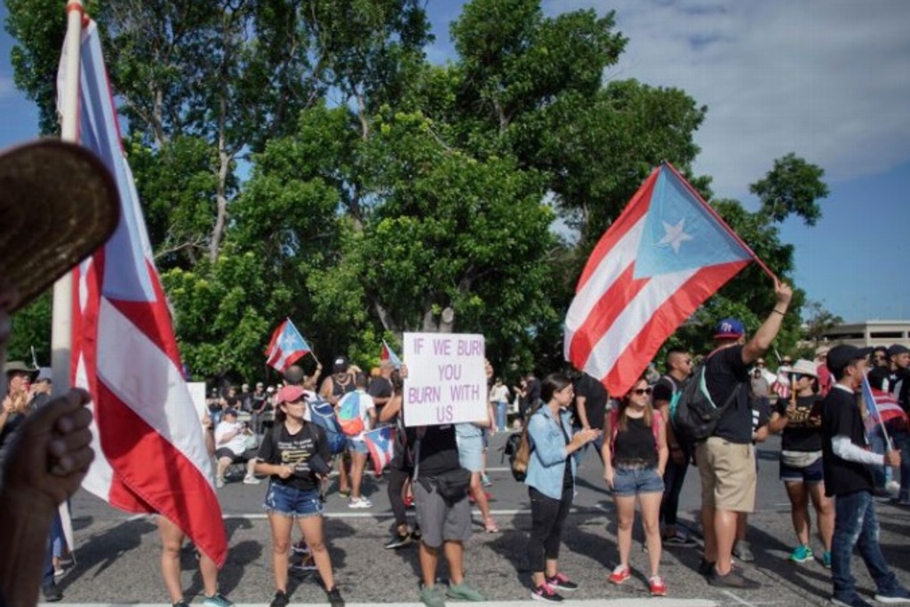Imagen Protestan en las calles para exigir la renuncia del Gobernador de Puerto Rico