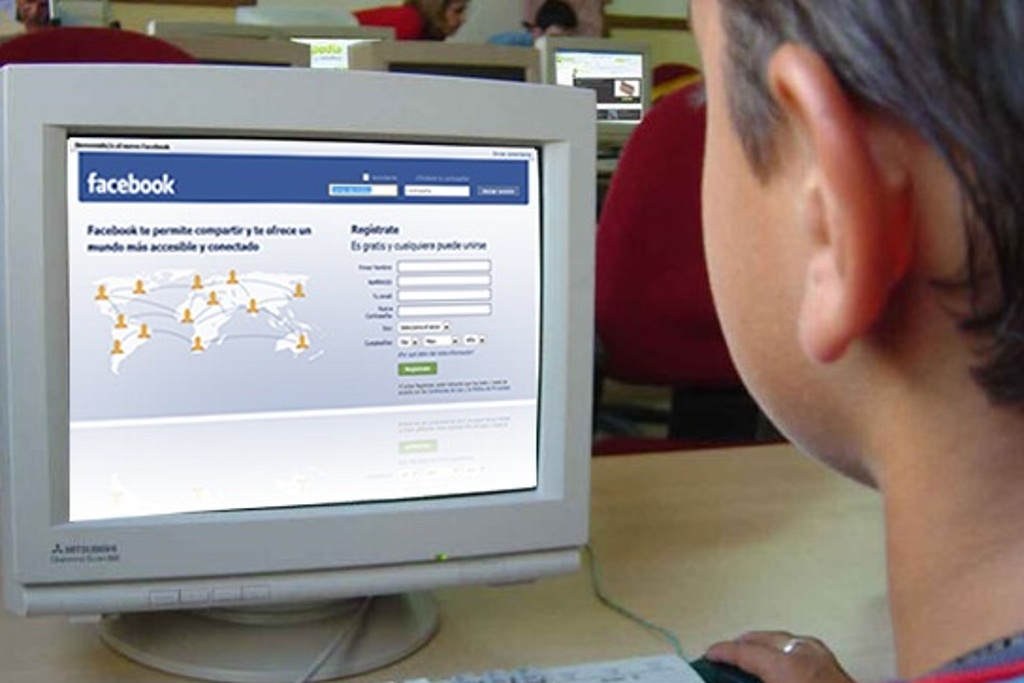 Imagen ¡Denuncian que fallo en Facebook permite que niños entren a chats privados con extraños!