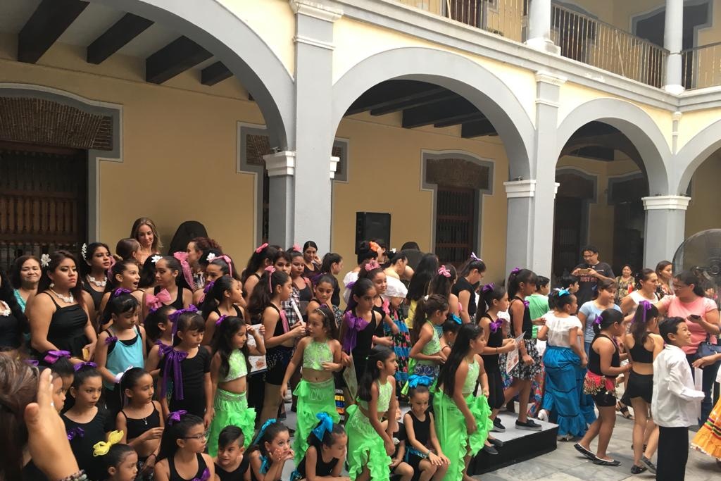 Imagen Con bailables y exposiciones concluyen cursos de verano en el Museo de Veracruz