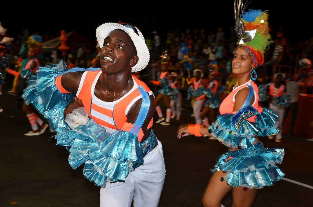 Imagen Comparsas y conga, toda una tradición en el Carnaval Habanero rumbo a los 500 años (+fotos)