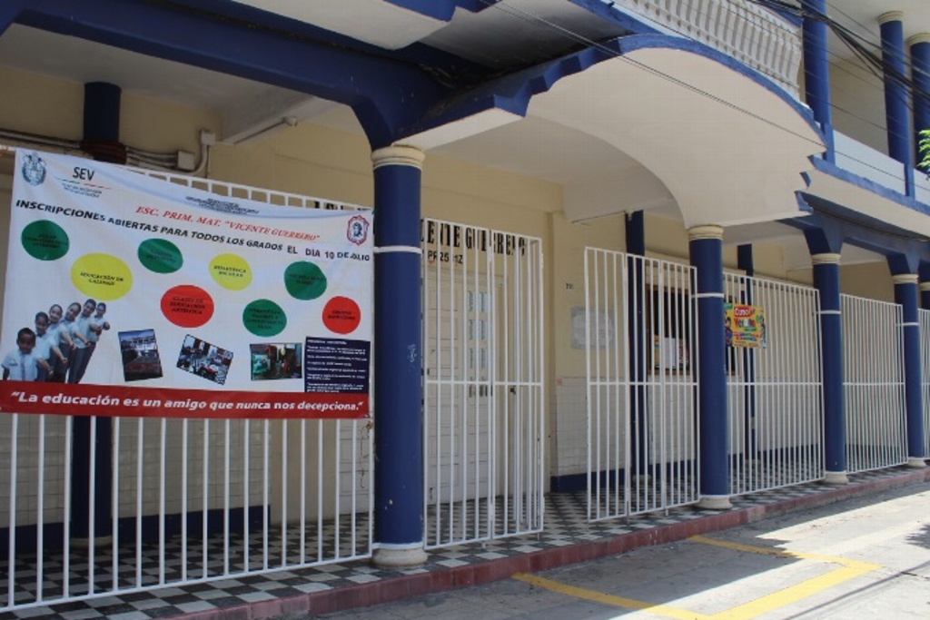 Imagen Tres robos en escuelas de Veracruz durante vacaciones; en una se llevaron hasta la tubería 