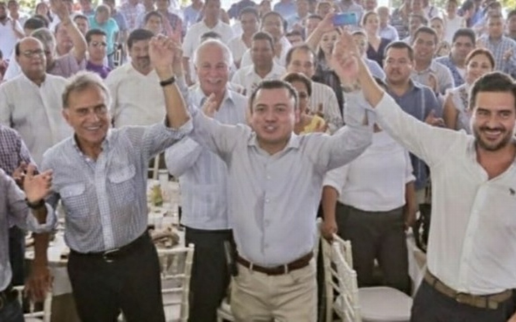 Imagen Alcalde de Actopan investigado, acude a reunión panista en Boca del Río, Veracruz