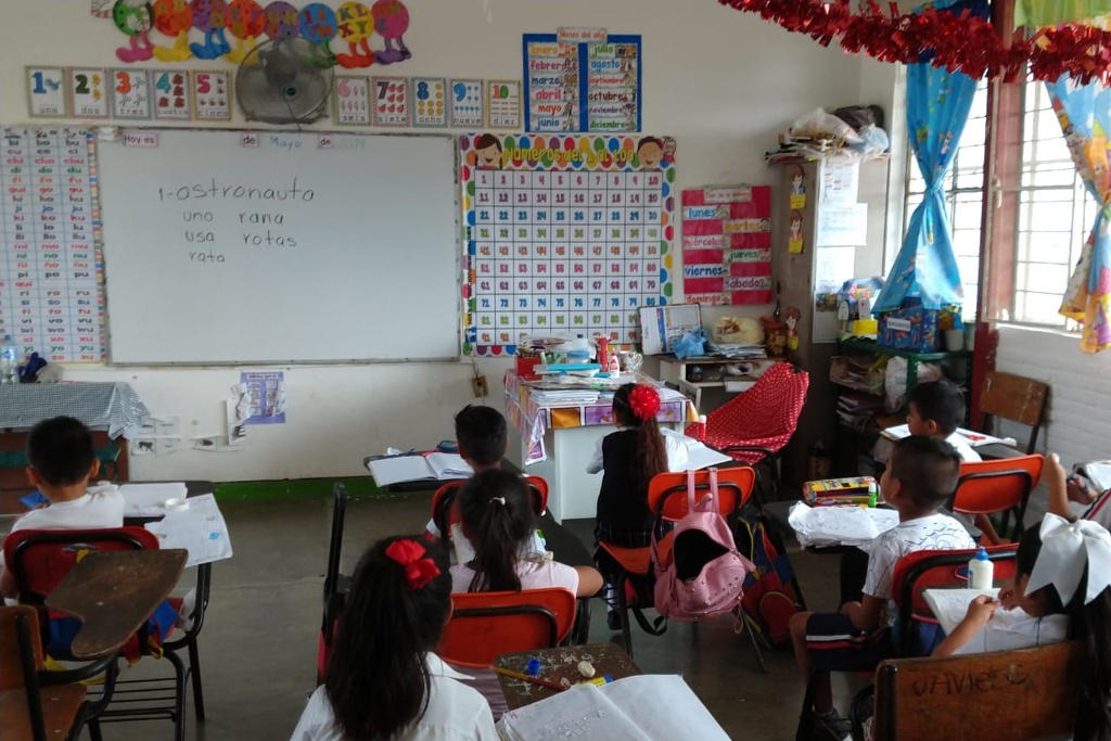 Imagen Hasta mil 800 pesos cobran de inscripción en planteles escolares en Veracruz: Padres de Familia
