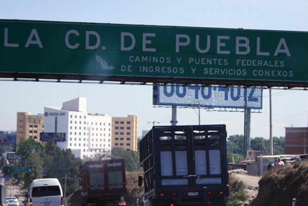 Imagen Restablecen circulación con reducción de carriles en autopista Puebla-Acatzingo