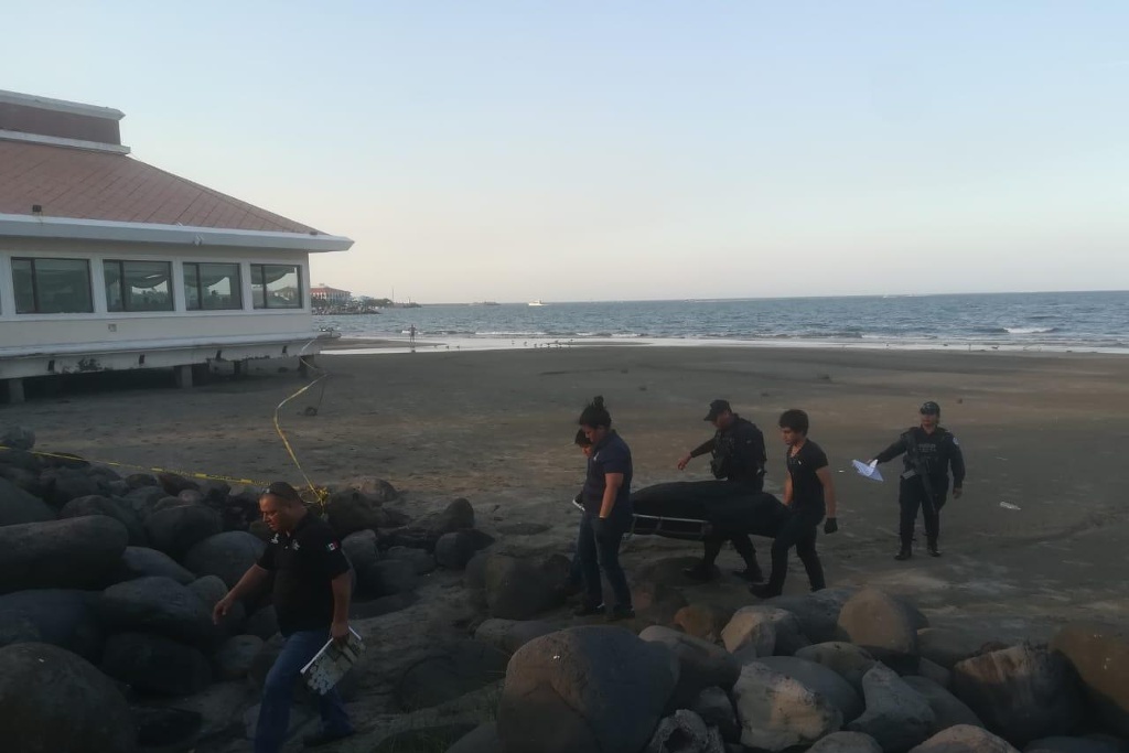 Imagen Encuentran persona muerta en playa Villa del Mar en Veracruz
