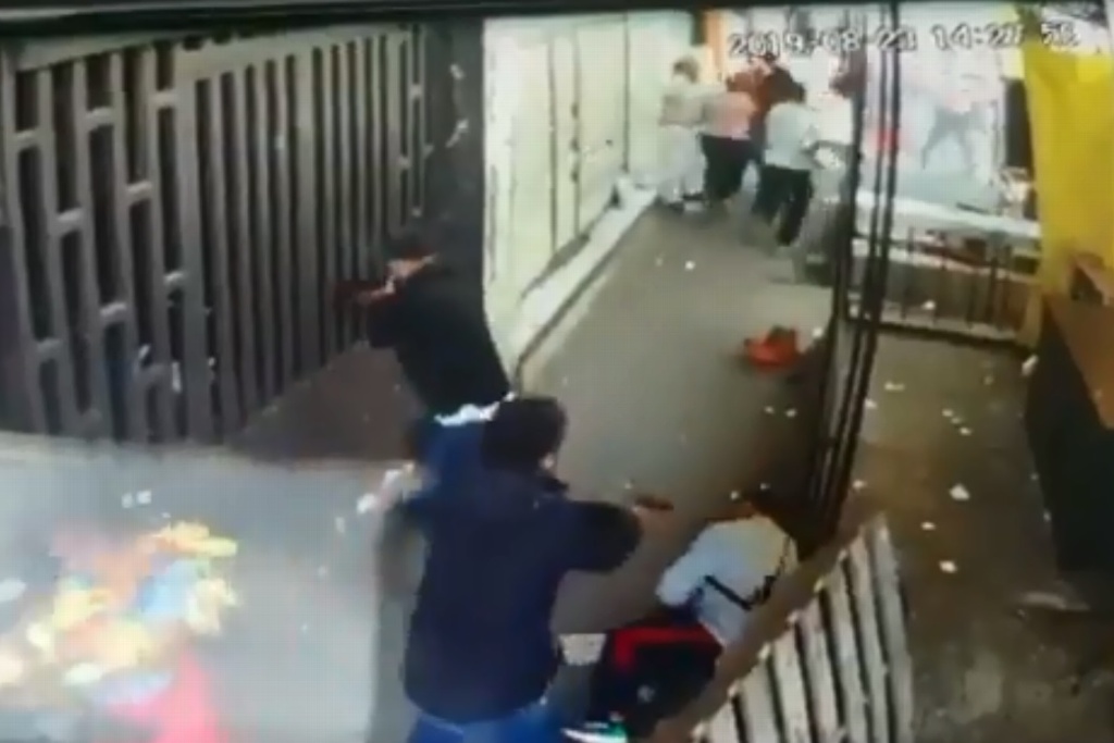 Imagen Captan momento en que matan a balazos a un hombre en La Merced (+video)