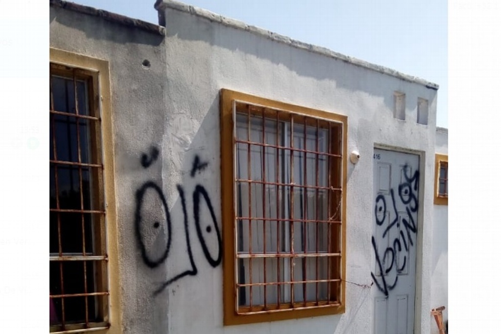 Imagen Ingresan a dos casas, se llevan muebles y hasta la puerta cambiaron, en Veracruz