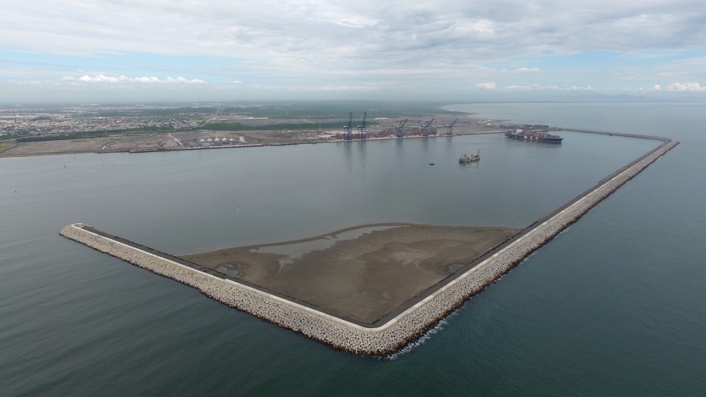 Imagen Primera Fase de la Modernización del Puerto de Veracruz gana premio de Obra del Año 2019