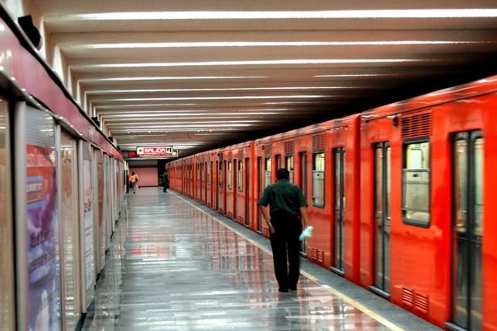 Hombre muere tras ser arrollado por metro en CDMX - xeu noticias veracruz