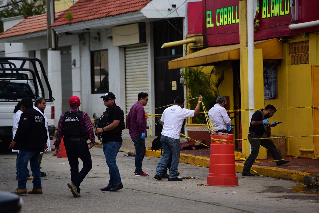Imagen No ha llegado apoyo del Gobernador, denuncia madre de bailarina muerta en bar de Coatzacos, Veracruz
