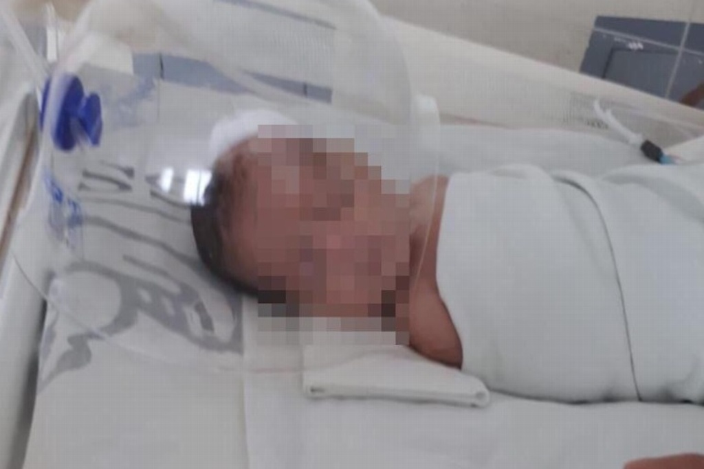 Imagen Bebé cae de cuna y se fractura el cráneo; familiares acusan negligencia en hospital de Veracruz