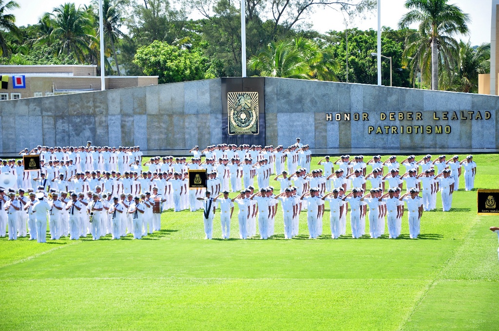Imagen Cadetes de la Heroica Escuela Naval Militar asumen su compromiso con México, en Antón Lizardo, Veracruz