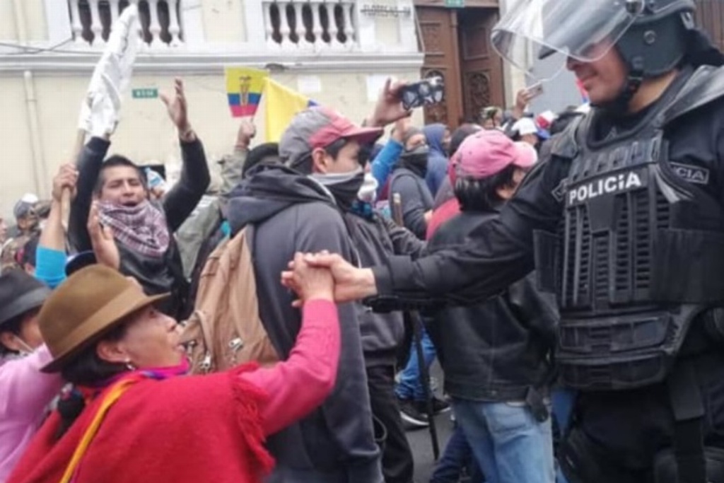 Imagen Gobierno ecuatoriano y líderes indígenas llegan a acuerdo