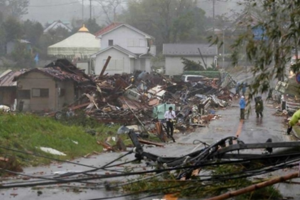 Imagen Tifón deja 73 muertos y daños incalculables en Japón
