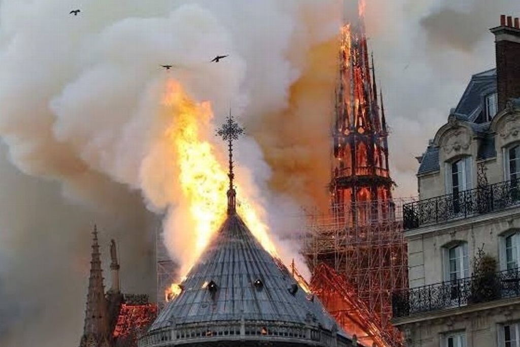 Imagen Aumenta a 19 mil mdp donaciones para reconstrucción de Notre Dame