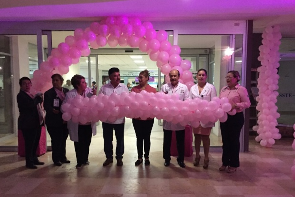 Imagen Inauguran semana de la lucha contra el cáncer de mama en hospital del ISSSTE de Veracruz