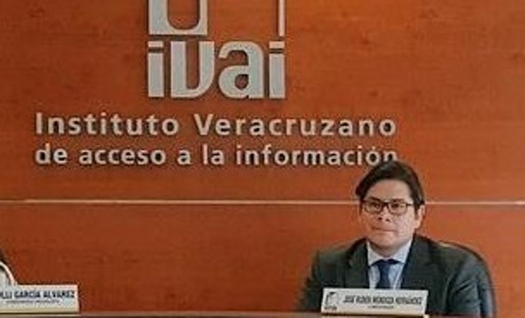 Imagen Asume José Rubén Mendoza la presidencia del IVAI, en Veracruz