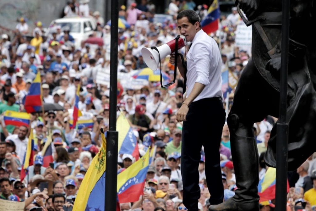 Imagen Guaidó llama a venezolanos a protestar en noviembre