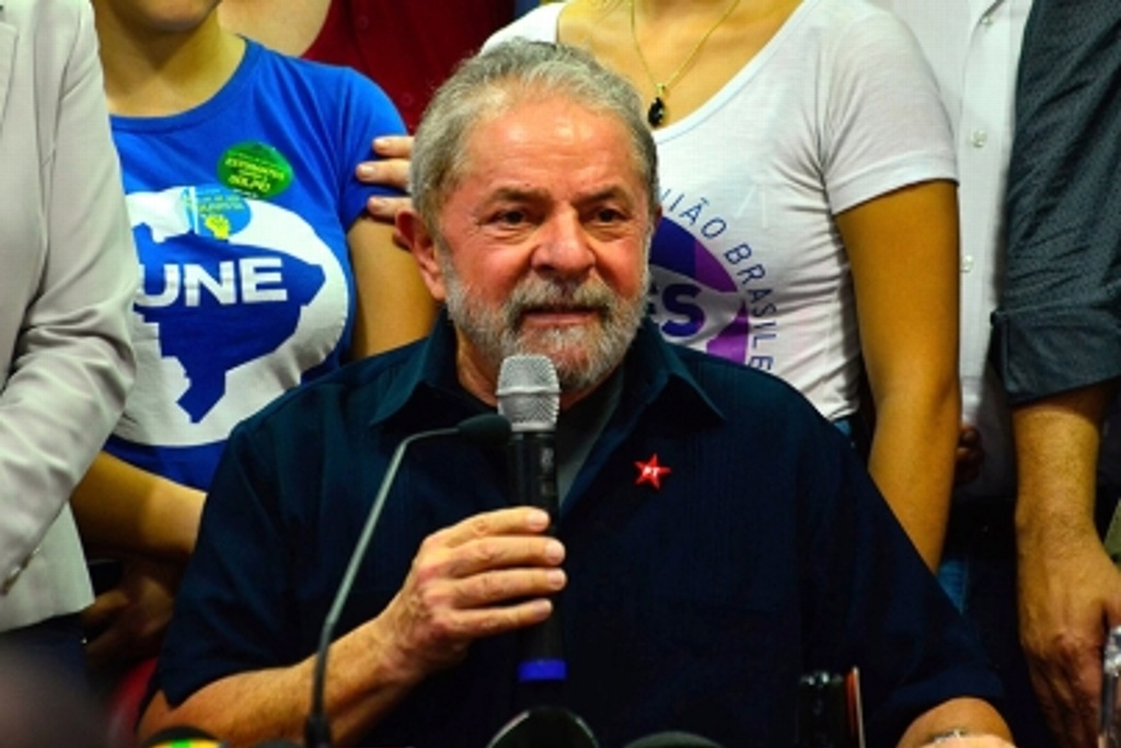 Imagen Lula da Silva anuncia su boda tras salir de prisión