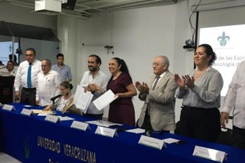 Imagen La UV recibió escrituras de dos facultades en Veracruz 