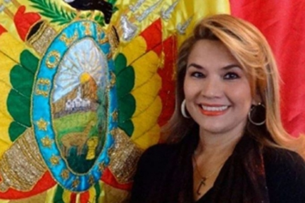 Imagen Presidenta interina de Bolivia promete derogar reelección en Bolivia