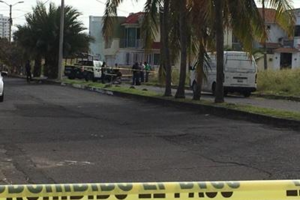 Imagen Por presuntamente resistirse a un asalto, hombre muere baleado en Boca del Río 