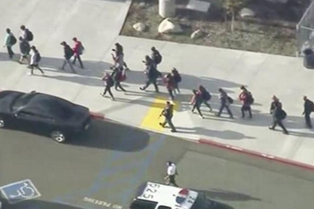 Imagen Seis heridos deja tiroteo en secundaria de Santa Clarita, California 