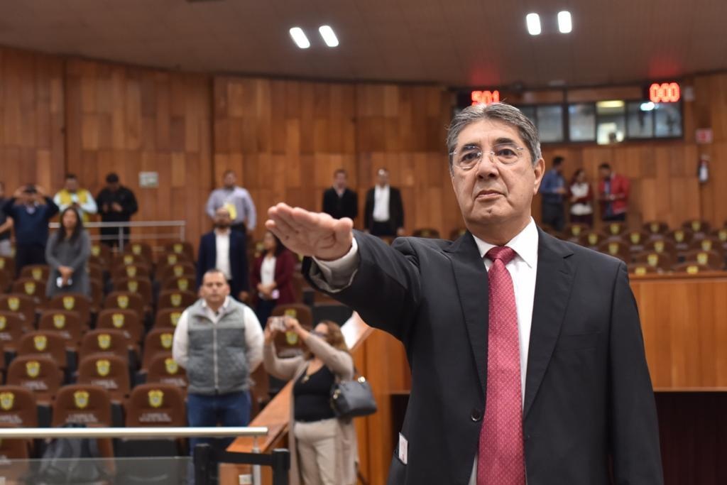 Imagen Congreso de Veracruz designa a Rafael Caballero como Contralor Interno de la FGE