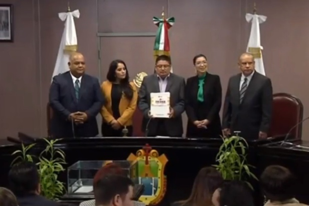 Imagen Congreso de Veracruz recibe primer informe de gobierno de Cuitláhuac García (+video)