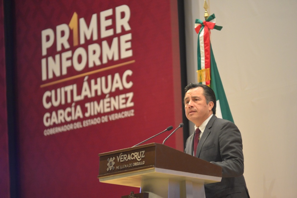 Imagen Nuestros adversarios son causantes del desastre que tenemos en salud: Cuitláhuac García