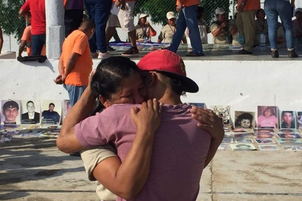 Imagen Ocho años después, madre hondureña encuentra a su hijo en reclusorio de Coatza, Veracruz 