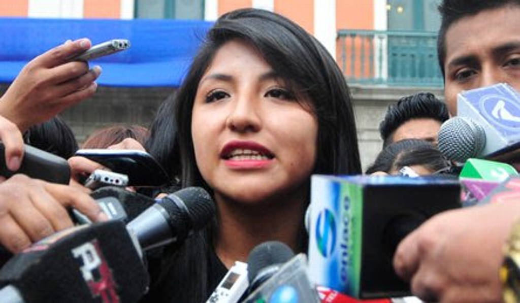 Imagen Hija de Evo Morales retira su solicitud de asilo en México