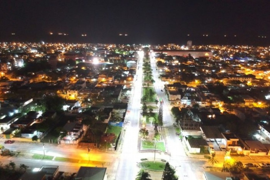 Imagen Coatzacoalcos, Veracruz contará con más de 8 mil luminarias de alta eficiencia