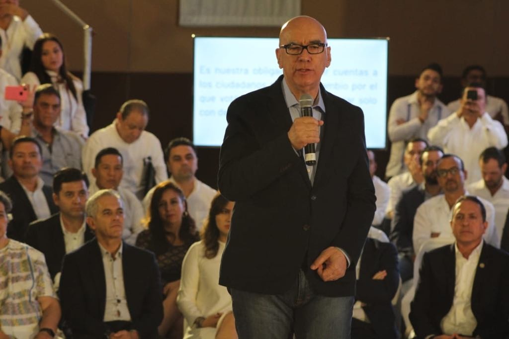 Imagen No debemos permitir el desmantelamiento de la SCJN para ponerla al servicio del presidente: Dante Delgado 