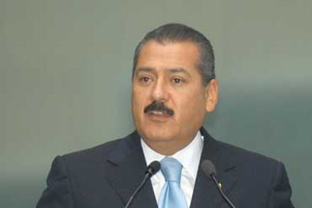 Imagen Investiga Fiscalía General de la República a Manlio Fabio Beltrones