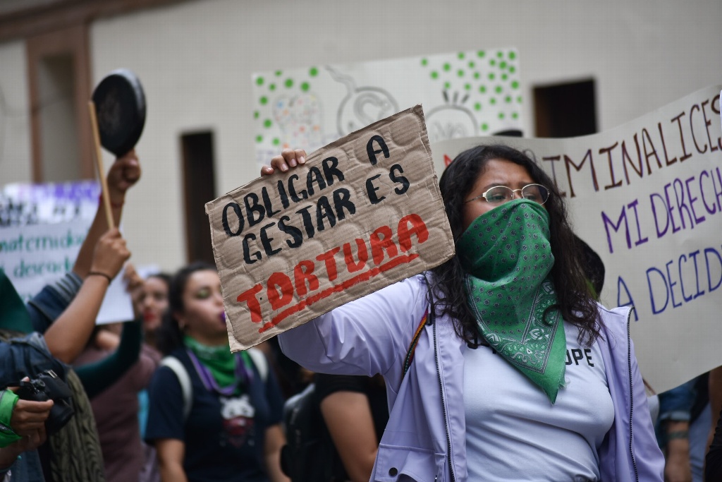 Imagen Morena va contra diputados que no votaron a favor de la despenalización del aborto en Hidalgo