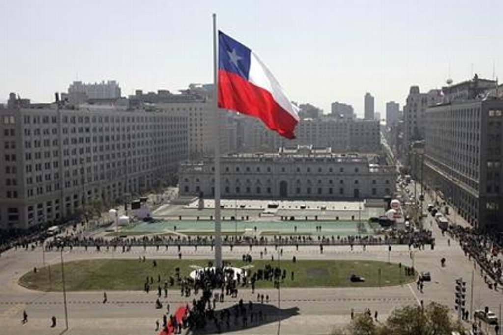 Imagen Votan a favor de nueva Constitución en Chile
