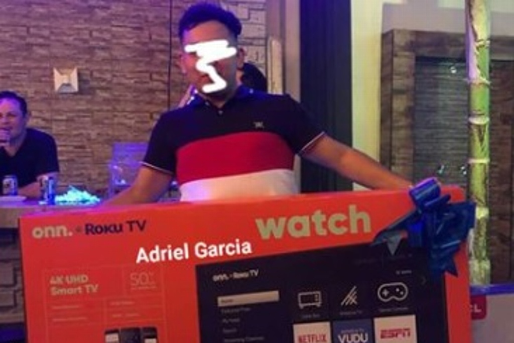 Imagen Gana pantalla en posada del trabajo y luego renuncia