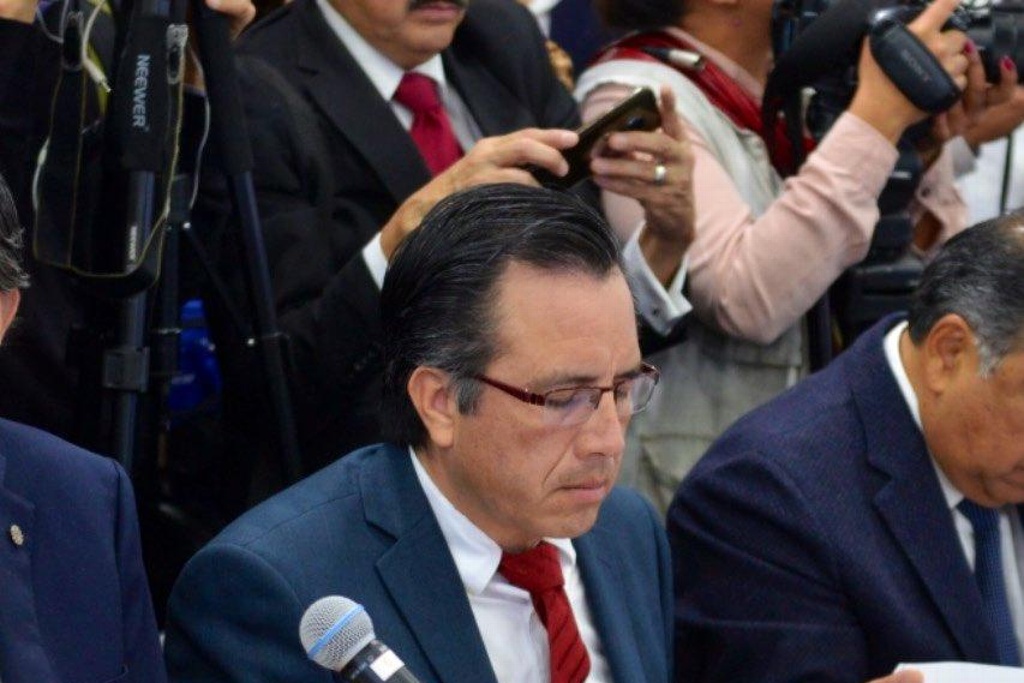 Imagen Gobernadores se comprometen a mejorar operatividad de mesas de seguridad: Cuitláhua García