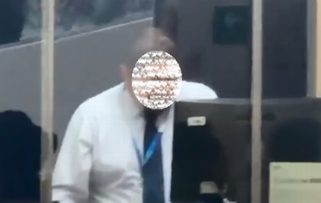Imagen Asaltan a diputado tras salir de banco; acusa a cajero de presunta complicidad