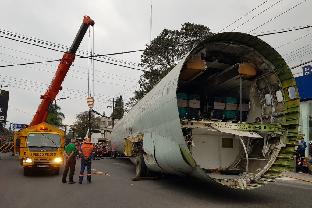 Imagen Llega avión para proyecto 